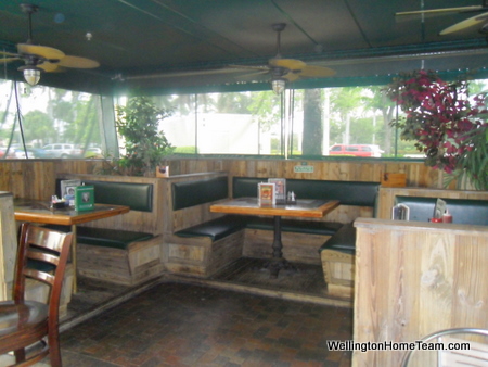 Flanigans Wellington FL Outside Patio